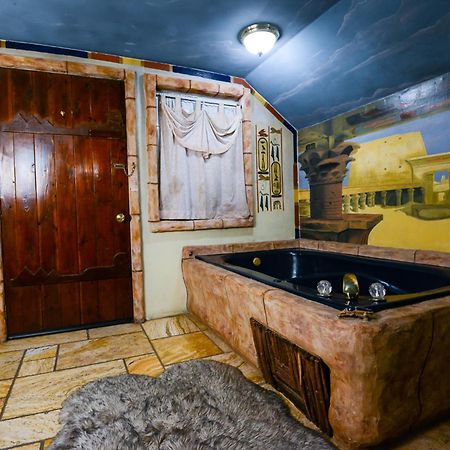 Castle Wood Theme Cottages- Couples Only Big Bear Lake Eksteriør bilde