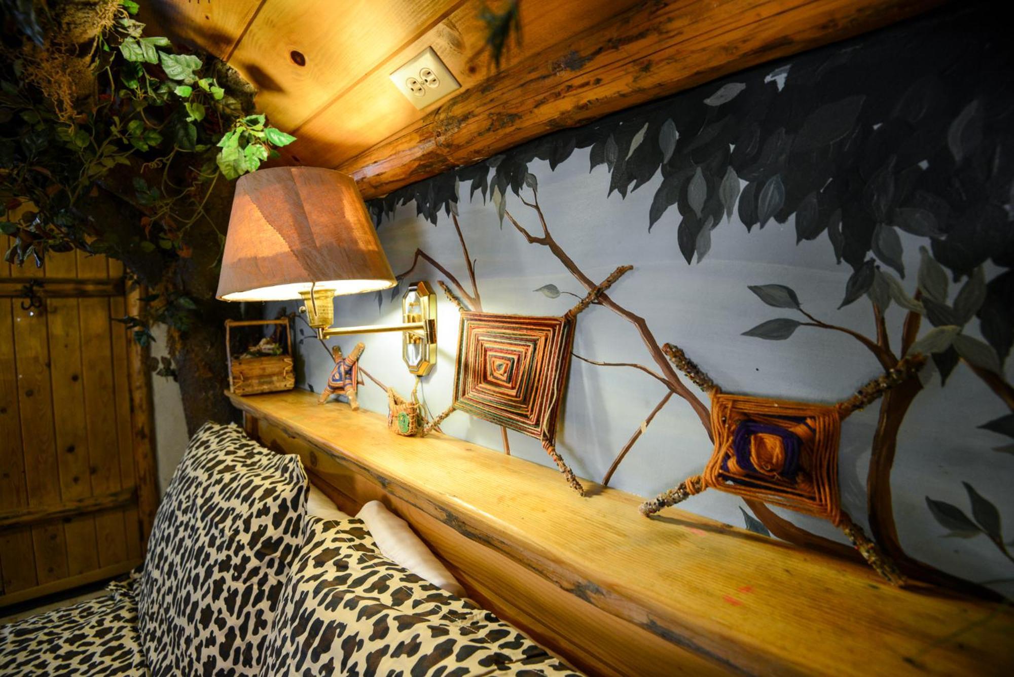 Castle Wood Theme Cottages- Couples Only Big Bear Lake Eksteriør bilde