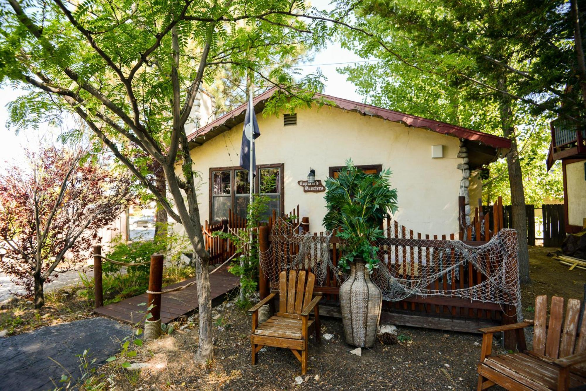 Castle Wood Theme Cottages- Couples Only Big Bear Lake Eksteriør bilde