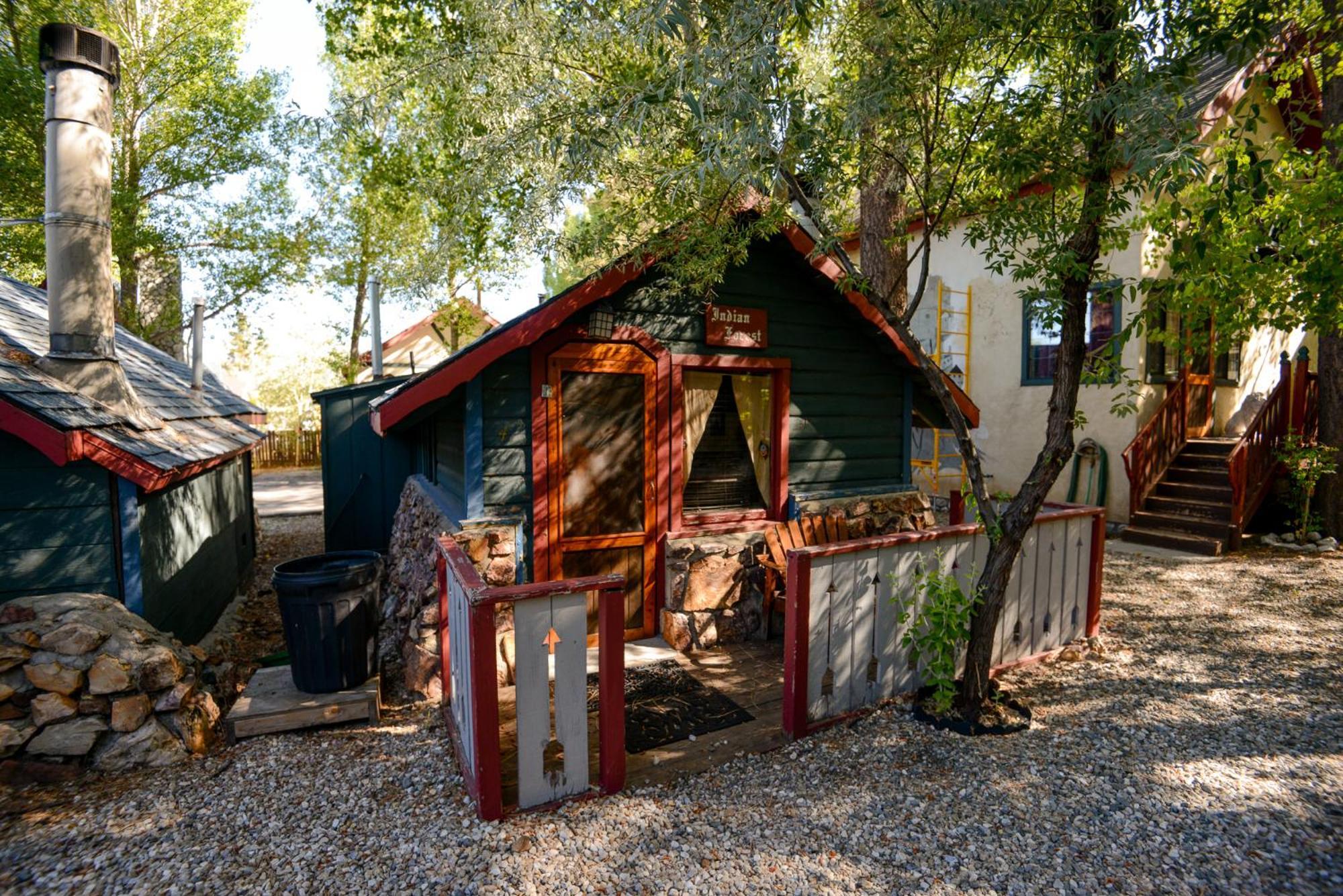 Castle Wood Theme Cottages- Couples Only Big Bear Lake Eksteriør bilde